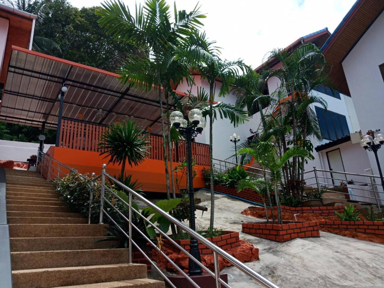 Rabbit Mansion2 Lägenhet Patong Exteriör bild